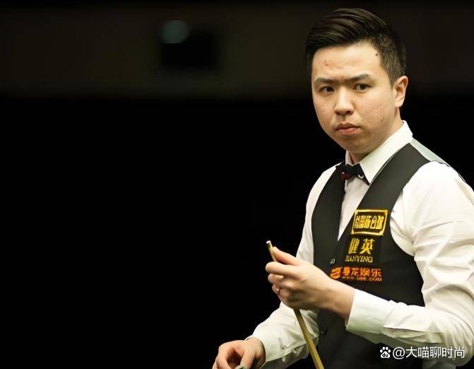 她已经与顶 她已经与顶