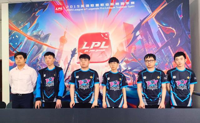 调整战术 调整战术